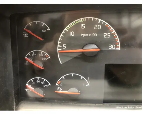 Volvo VNL Instrument Cluster