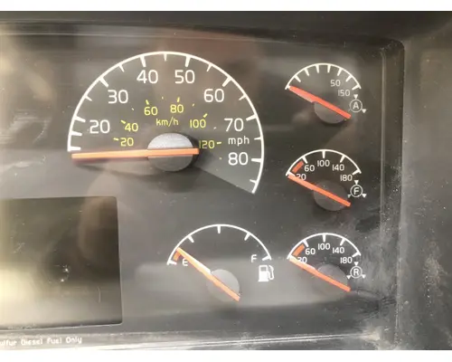 Volvo VNL Instrument Cluster