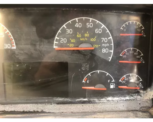 Volvo VNL Instrument Cluster