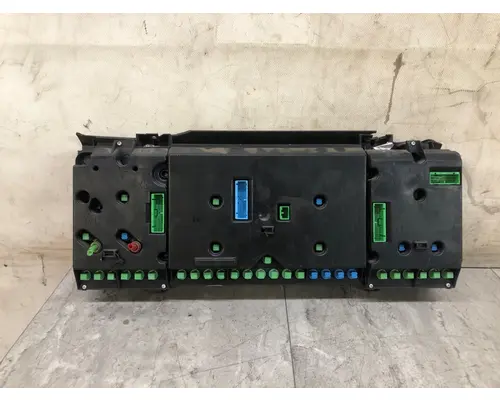 Volvo VNL Instrument Cluster