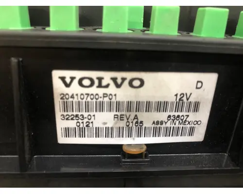 Volvo VNL Instrument Cluster