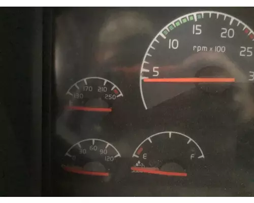 Volvo VNL Instrument Cluster