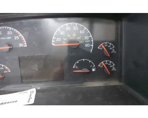 Volvo VNL Instrument Cluster