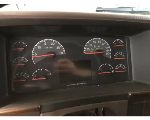 Volvo VNL Instrument Cluster