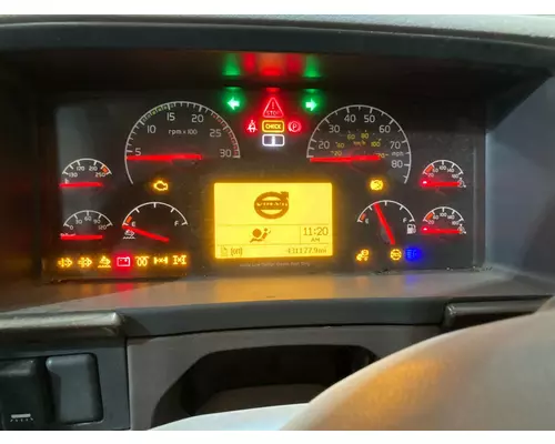 Volvo VNL Instrument Cluster