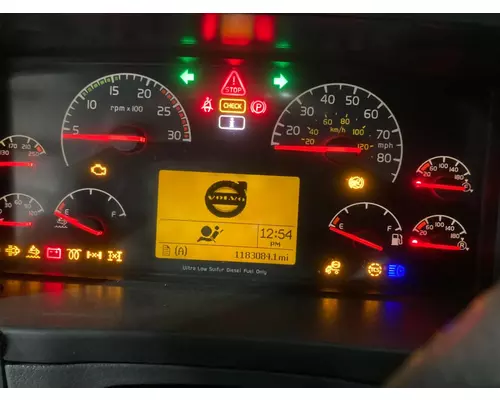 Volvo VNL Instrument Cluster