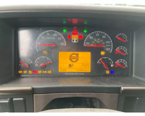 Volvo VNL Instrument Cluster