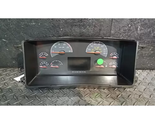 Volvo VNL Instrument Cluster