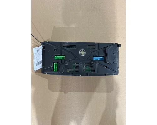 Volvo VNL Instrument Cluster