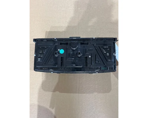 Volvo VNL Instrument Cluster