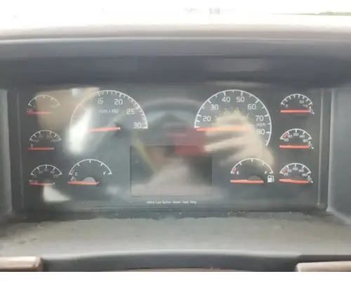Volvo VNL Instrument Cluster