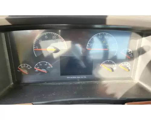 Volvo VNL Instrument Cluster