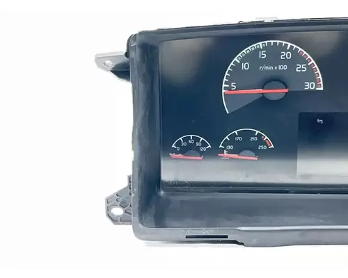 Volvo VNL Instrument Cluster