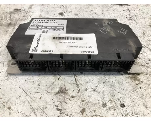 Volvo VNL Light Control Module