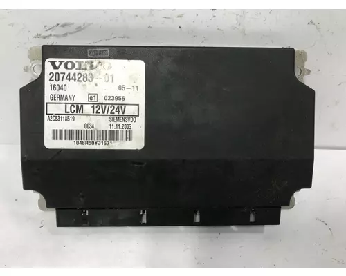 Volvo VNL Light Control Module