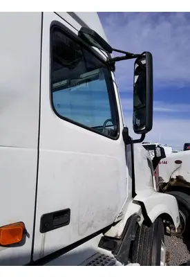 Volvo VNL Mirror (Side View)