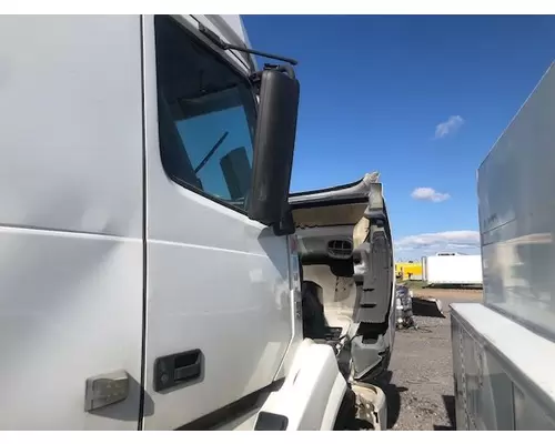 Volvo VNL Mirror (Side View)