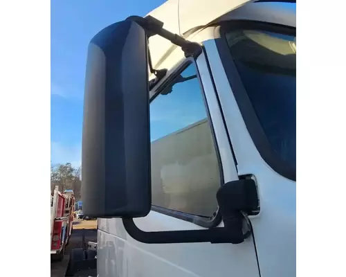 Volvo VNL Mirror (Side View)