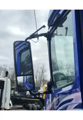 Volvo VNL Mirror (Side View)