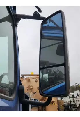 Volvo VNL Mirror (Side View)