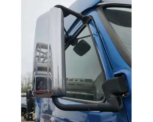 Volvo VNL Mirror (Side View)