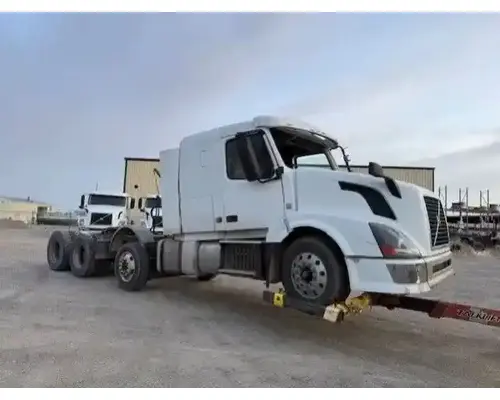 Volvo VNL Miscellaneous Parts