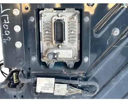 Volvo VNL Miscellaneous Parts