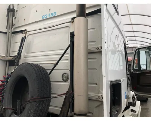 Volvo VNL Muffler Shield