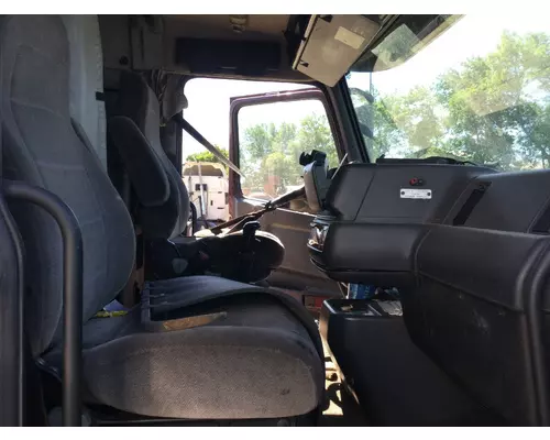 Volvo VNL Parts Unit