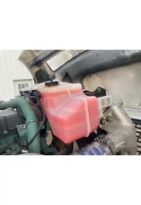 Volvo VNL Radiator Overflow Bottle / Surge Tank