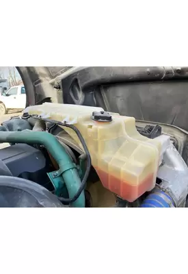 Volvo VNL Radiator Overflow Bottle / Surge Tank