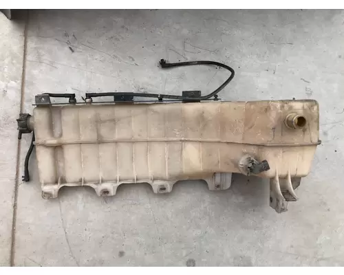 Volvo VNL Radiator Overflow Bottle  Surge Tank