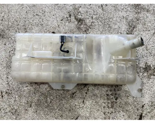 Volvo VNL Radiator Overflow Bottle  Surge Tank