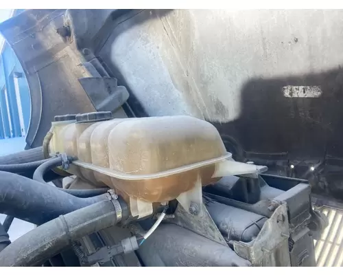 Volvo VNL Radiator Overflow Bottle  Surge Tank