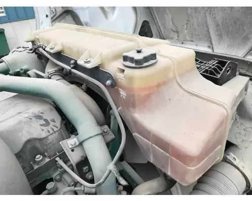 Volvo VNL Radiator Overflow Bottle  Surge Tank