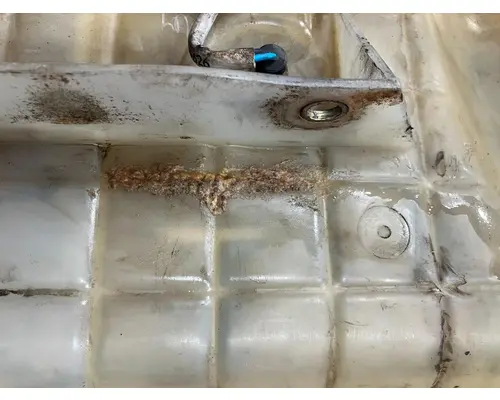 Volvo VNL Radiator Overflow Bottle  Surge Tank