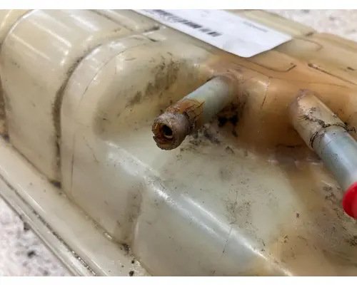 Volvo VNL Radiator Overflow Bottle  Surge Tank