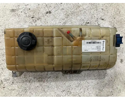 Volvo VNL Radiator Overflow Bottle  Surge Tank