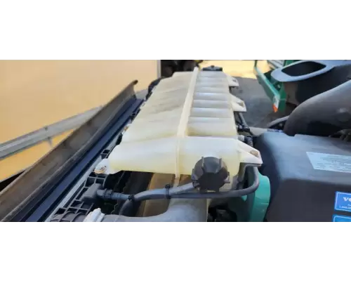 Volvo VNL Radiator Overflow Bottle