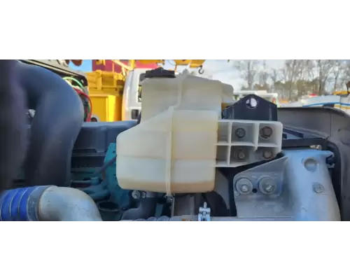 Volvo VNL Radiator Overflow Bottle