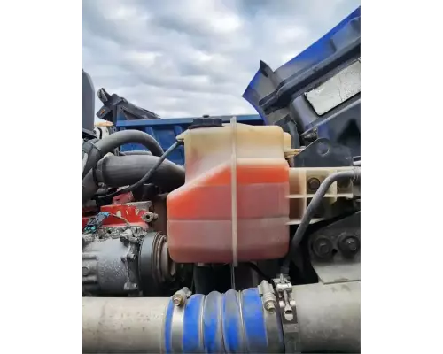 Volvo VNL Radiator Overflow Bottle