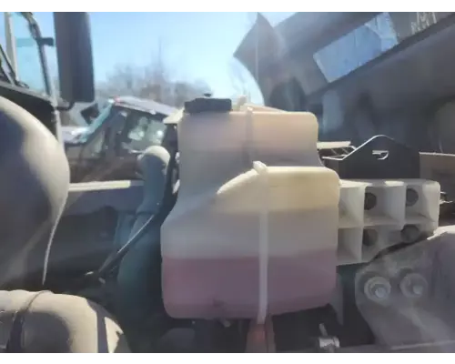 Volvo VNL Radiator Overflow Bottle