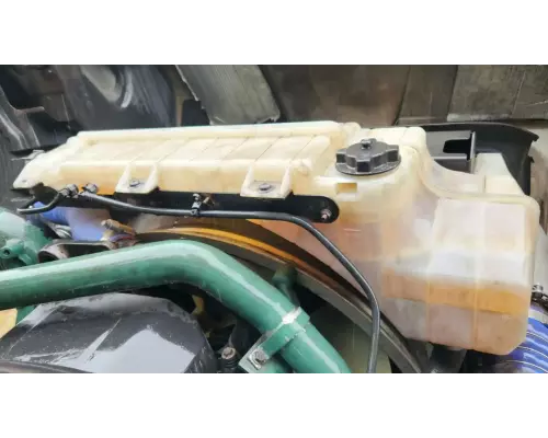 Volvo VNL Radiator Overflow Bottle