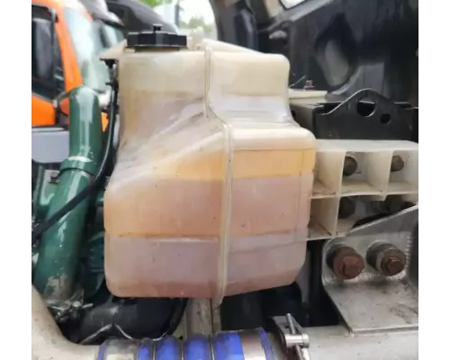 Volvo VNL Radiator Overflow Bottle