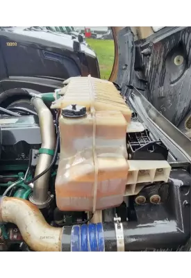 Volvo VNL Radiator Overflow Bottle