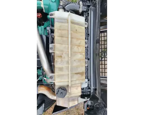 Volvo VNL Radiator Overflow Bottle