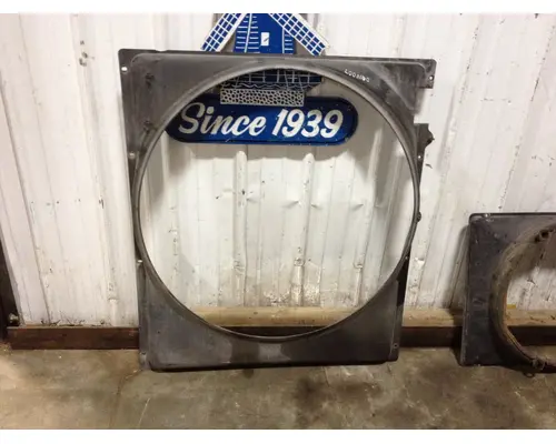 Volvo VNL Radiator Shroud