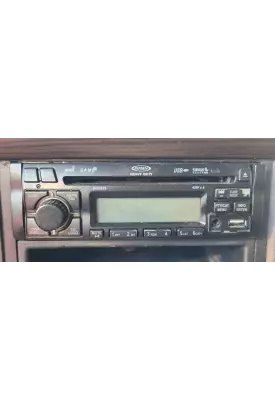 Volvo VNL Radio