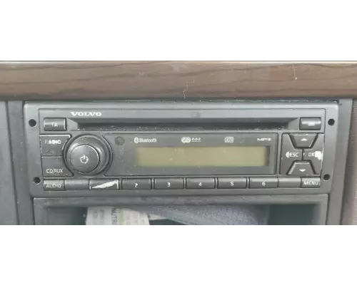 Volvo VNL Radio