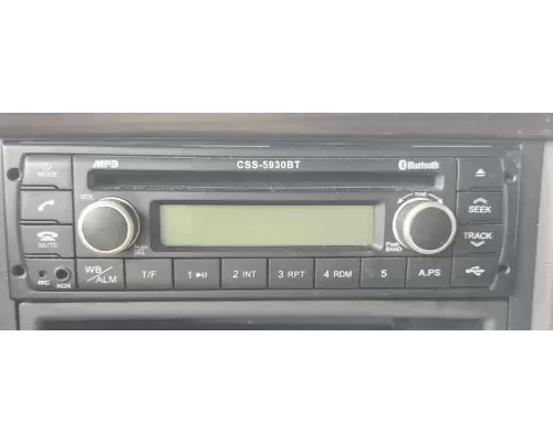 Volvo VNL Radio